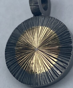 Alternative view of Starburst Amulet