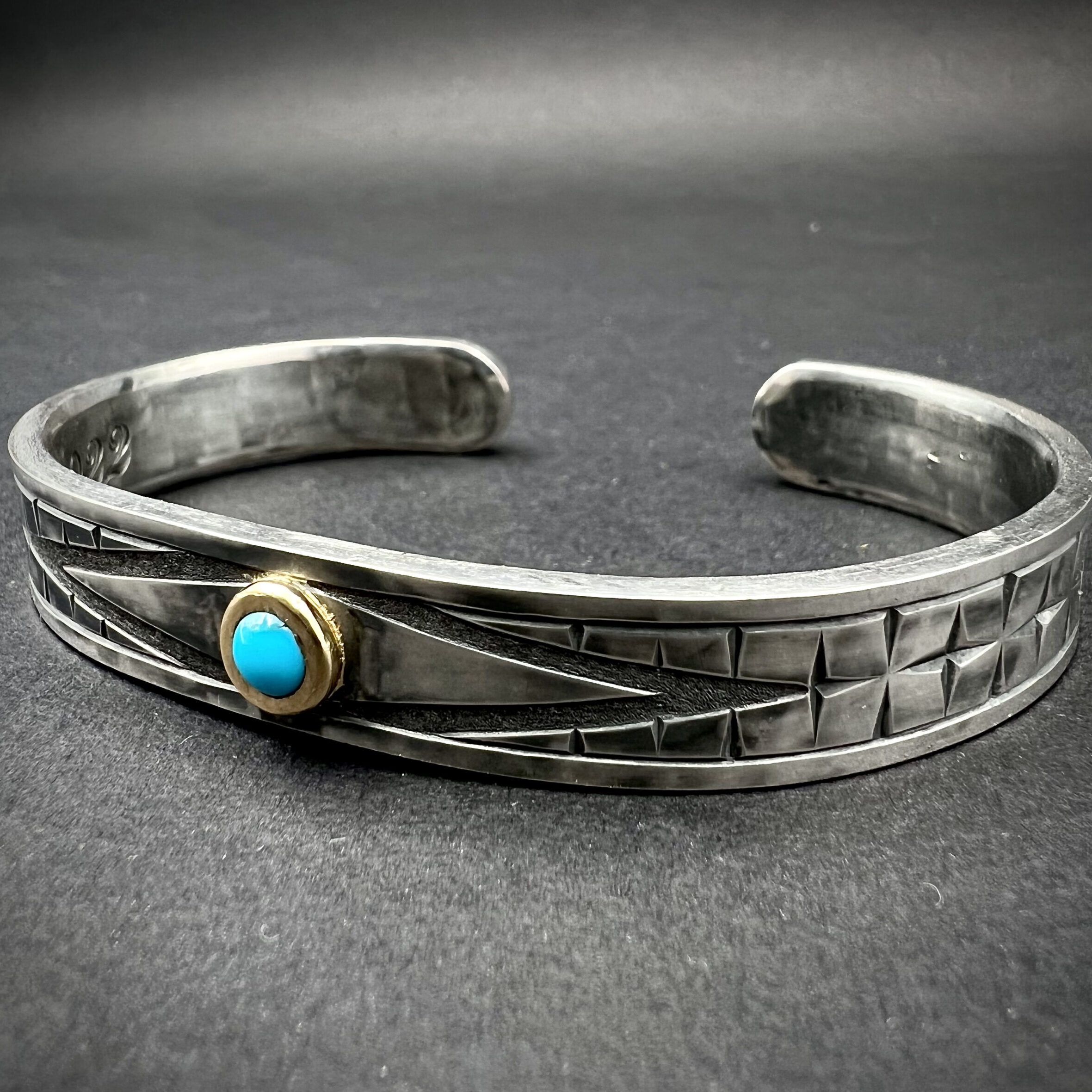 Western ArtDeco Cuff Model 2 - Image 4